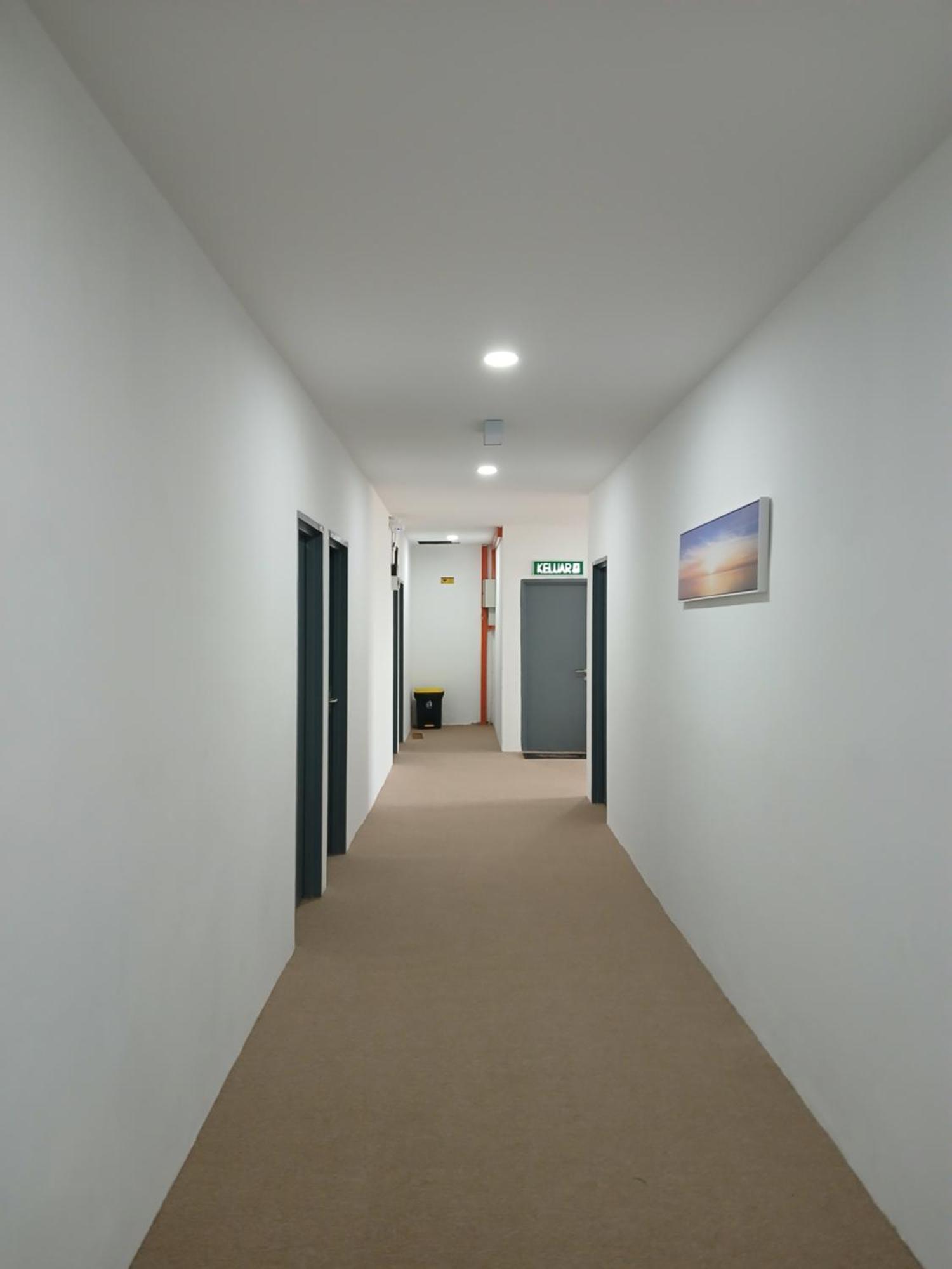 Tz Satellite Hotel, コタバル エクステリア 写真